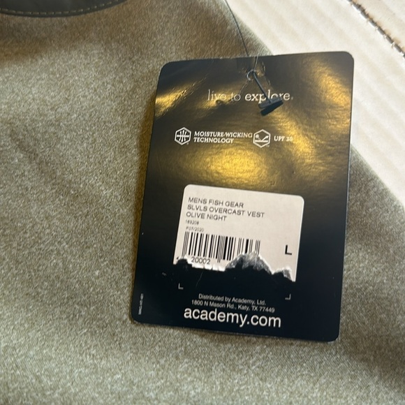 NWT Magellan Outdoors moisture wicking classic fish green vest 3 zipper pockets - Picture 4 of 10